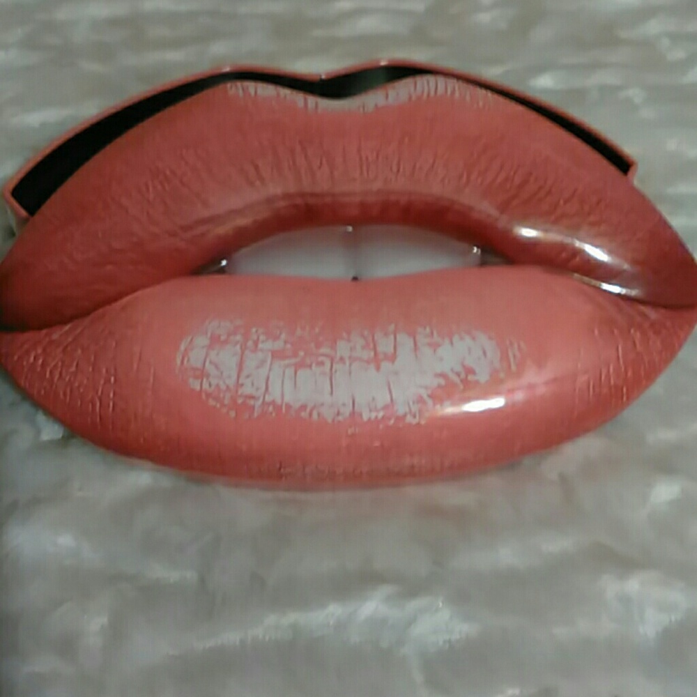 Huda beauty Trendsetter/Snobby